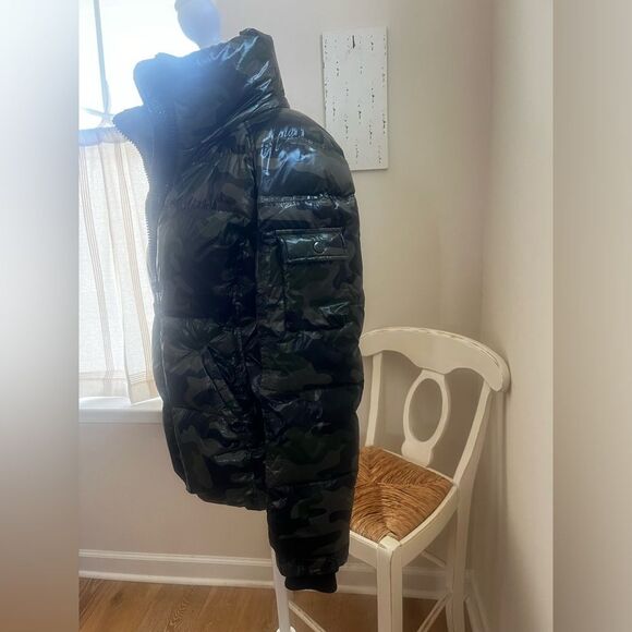 S13 NewYork Camouflage shiny Puffer Jacket; Size Small, perfect condition! - Picture 3 of 11